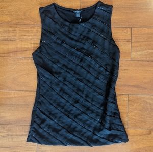 5 tops for $35 banana republic. Max studio, Expres
